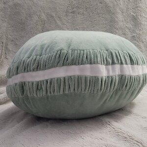 Macaron Pillow